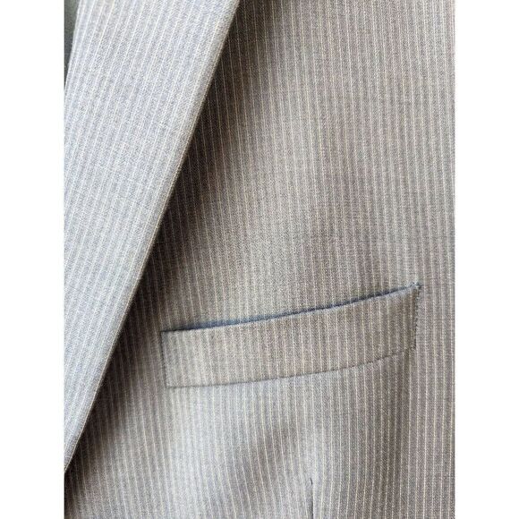 Calvin Klein Men's Gray 2 Piece Set Pinstripe Wool Jacket & Pant Suit Size 43R - Picture 8 of 8
